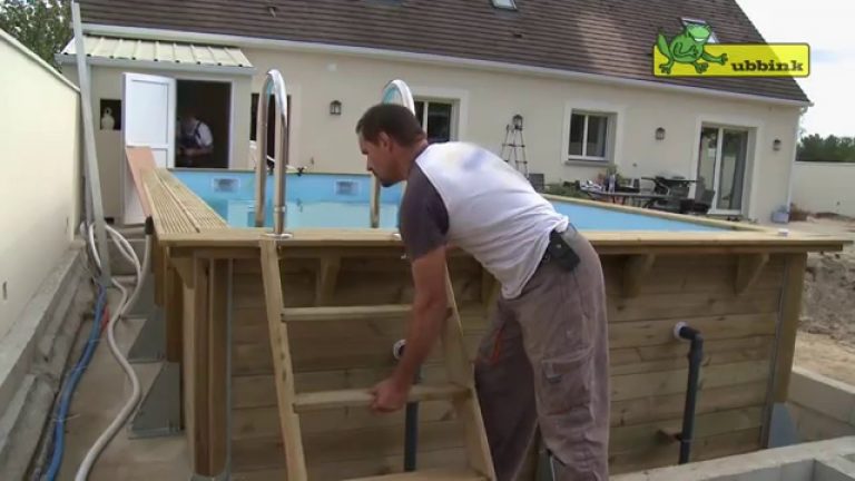 Faire construire une piscine : cela représente un coût non négligeable