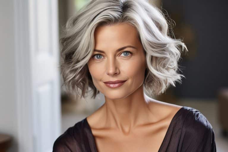Coiffure mi-long pour femme de 60 ans : Trouvez votre Style Élégant et Moderne